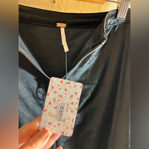 Free People Black A-Line Mini Skirt Night Out - Picture 2 of 6